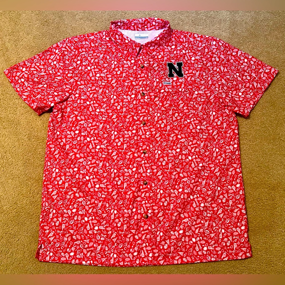 Nebraska Cornhuskers Columbia PFG Super Slack Tide Omni-Shade Button-Up - size L